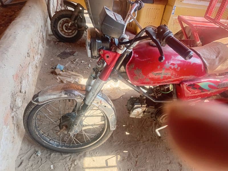 United 100 cc loader rushka 6