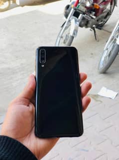 Samsung Galaxy A50 4/128gb for sale