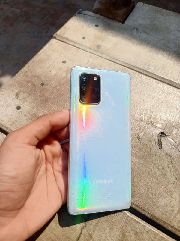 Samsung s10lite 1