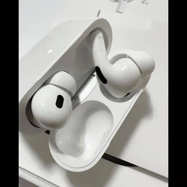 new earbuds for iPhone and Android 0