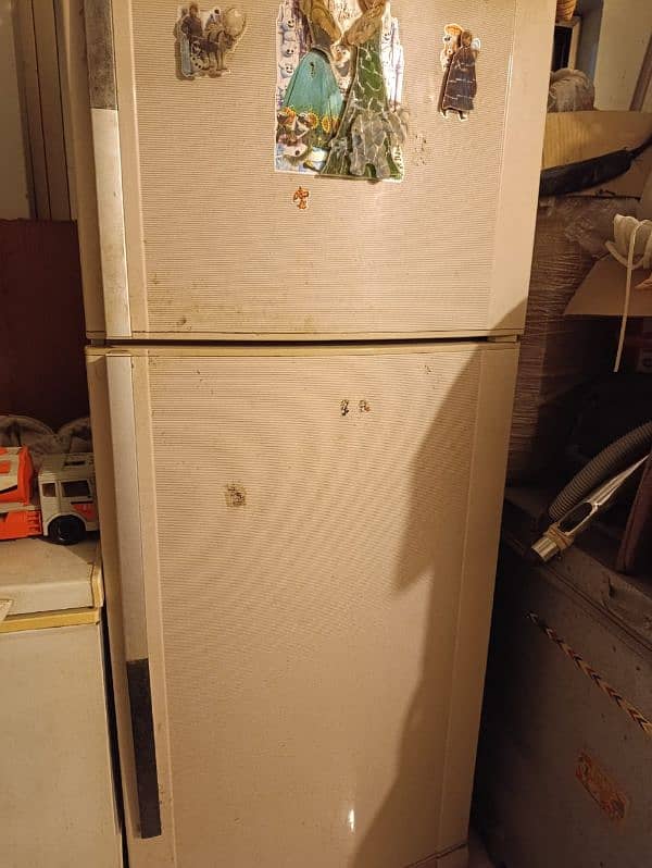 USED DAWLANCE REFRIGERATOR 1