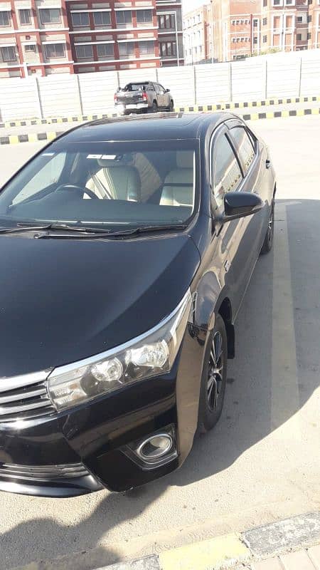 Toyota Corolla Altis 2016 3