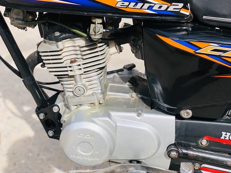 Honda CG-125 (Model 2018) Total genuine 5