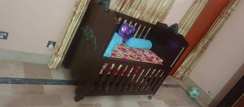 Baby bed/ cot 1