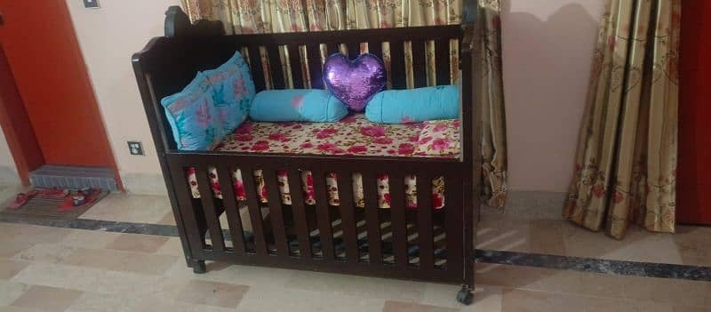 Baby bed/ cot 2