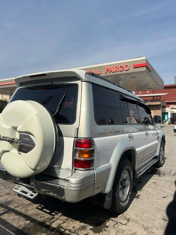 Mitsubishi Pajero 1994 3