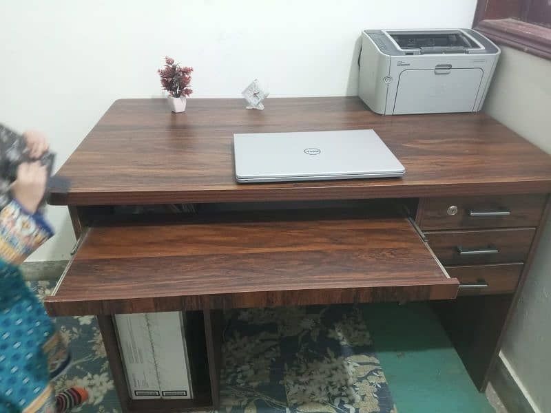 Wooden Computer Table and chair 1