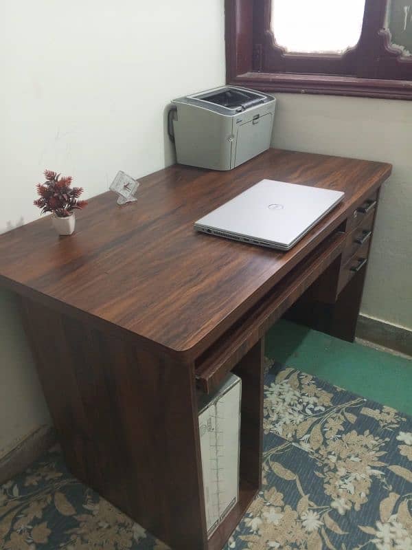 Wooden Computer Table and chair 2