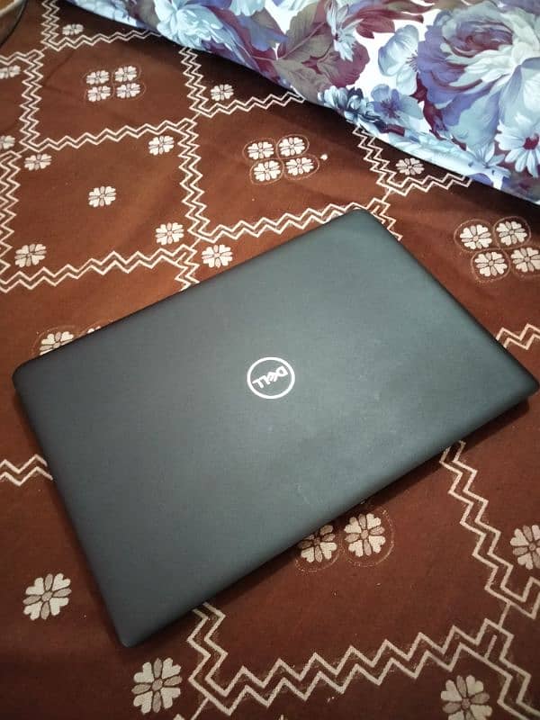 Dell latitude 3500 i3 8th gen 1