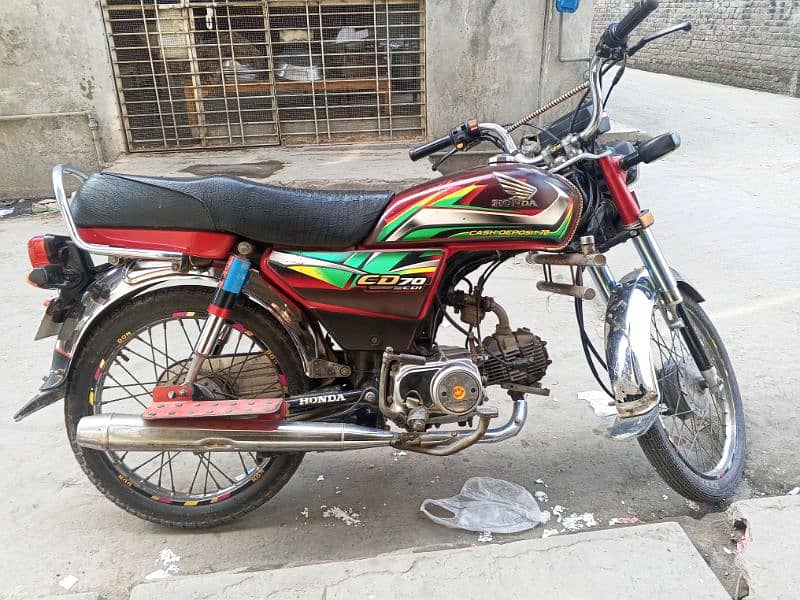 CD 70 bike one hand use document clear or mere nam hn condition 9.5/10 0