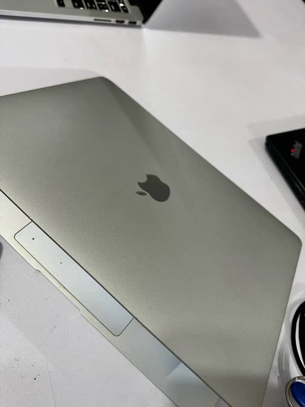 2019 Macbook Air 256gb Retina 1