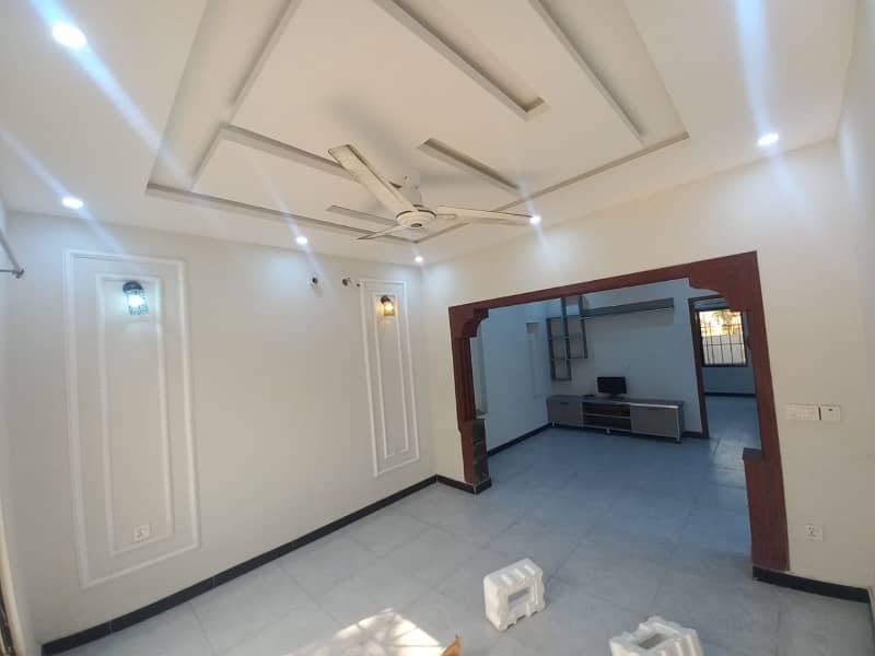 5 Marla house available for rent in DHA 11 rahbar 15