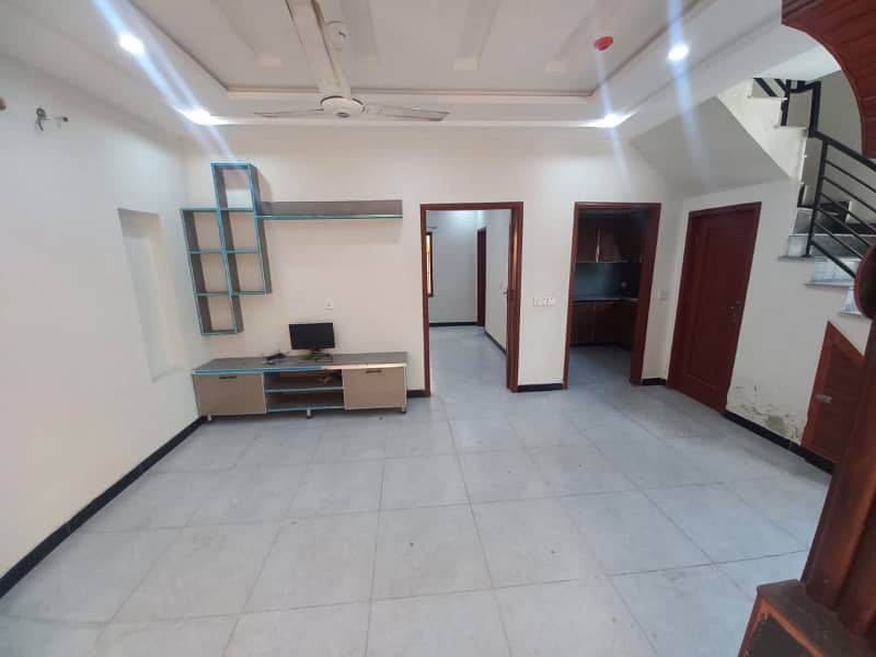 5 Marla house available for rent in DHA 11 rahbar 23