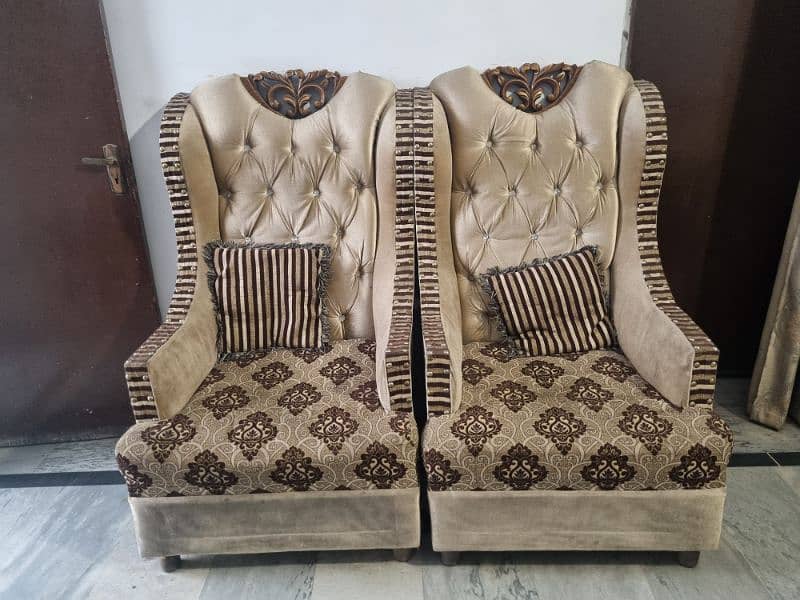 5 seater sofa set with cusion 2