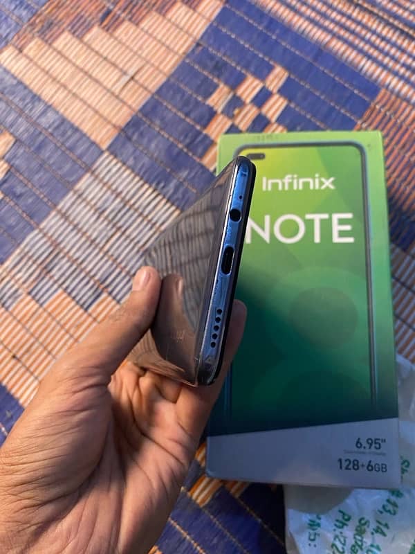 Infinix Note 8 128 GB Room 6 GB Ram 5200 Mah Battery 3