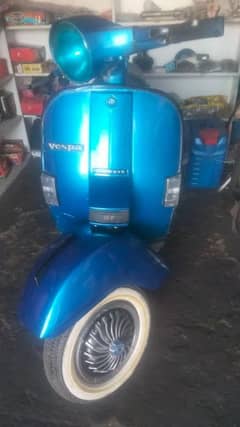 vespa Model Italy original Salf Start Enjen