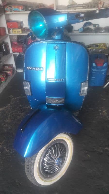 vespa Model Italy original Salf Start Enjen 1