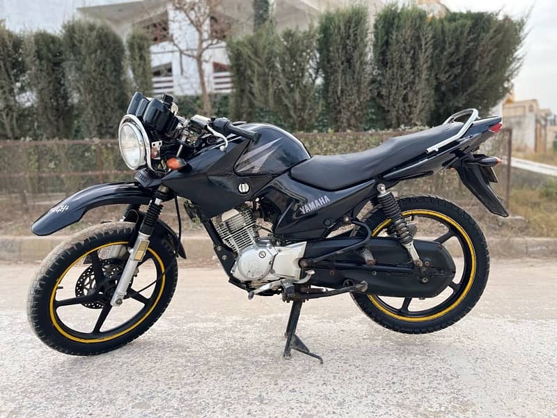 Yamaha Ybr 125G 3