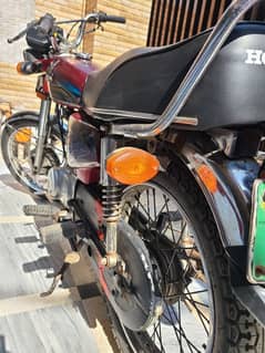 Honda CG 125 Used Single Handedly