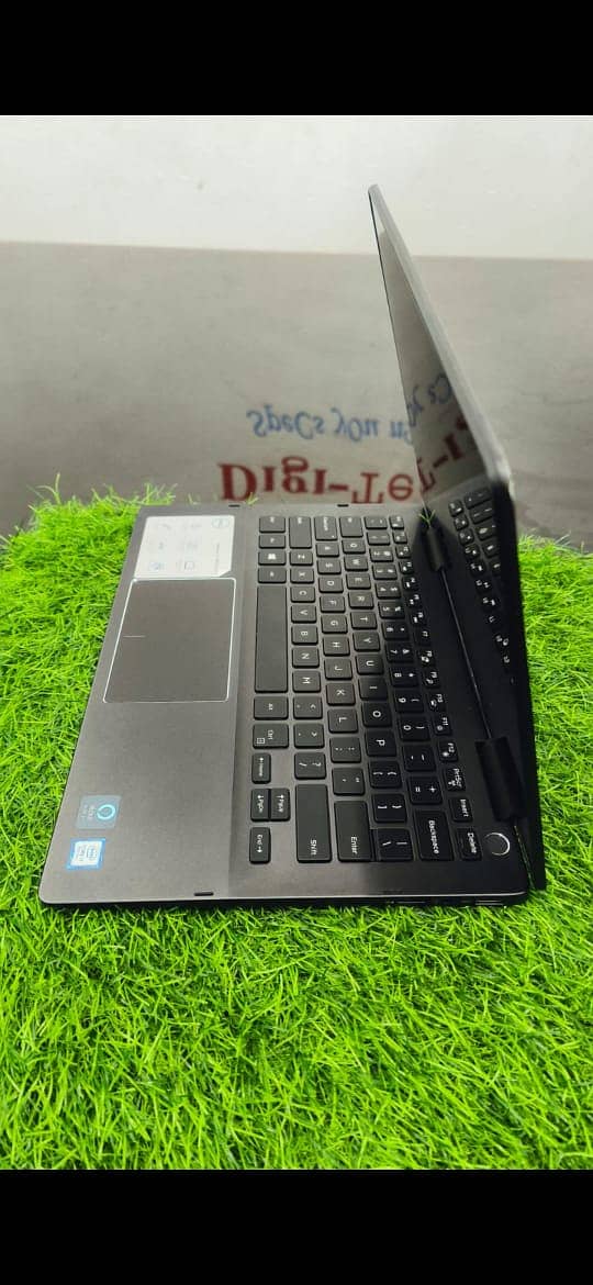 Dell inspiron i7 8th Gen 13inch 4k resolution Alexa built in 1