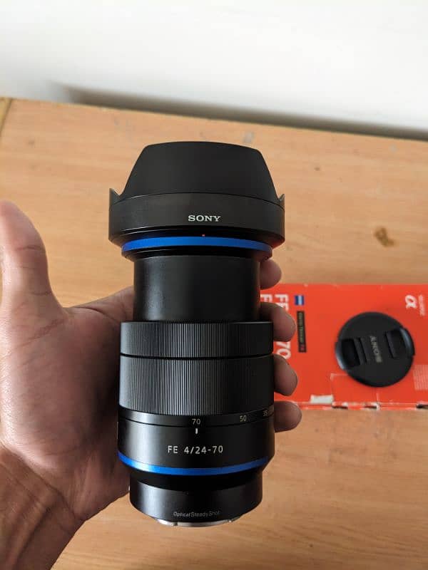 Sony FE 24-70mm f4 ZA OSS lens with box. Sony Zoom lenses 1