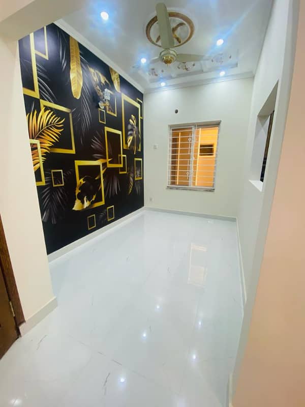 10 MARLA UPPER PORTION AVAILABLE FOR RENT 4