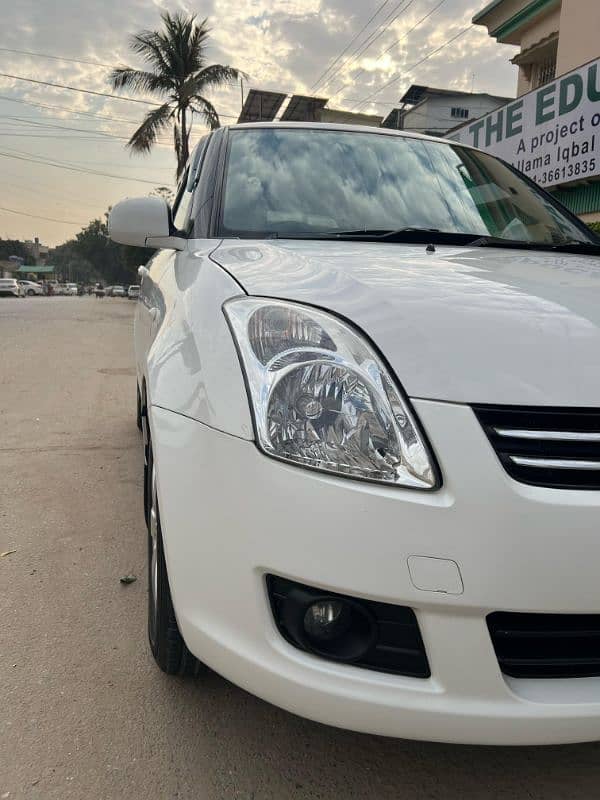 Suzuki Swift DLX model 2017 original white colour 4