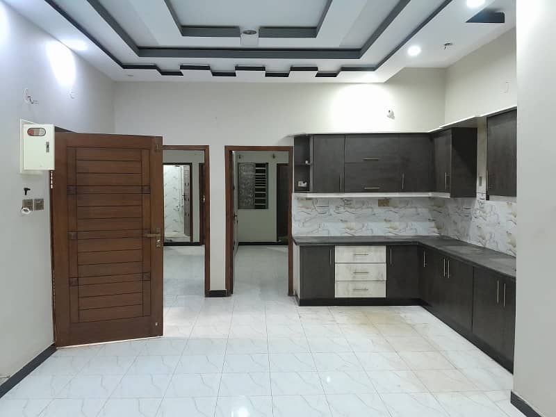 A Prime Location Upper Portion Of 120 Square Yards In Nazimabad 3 0