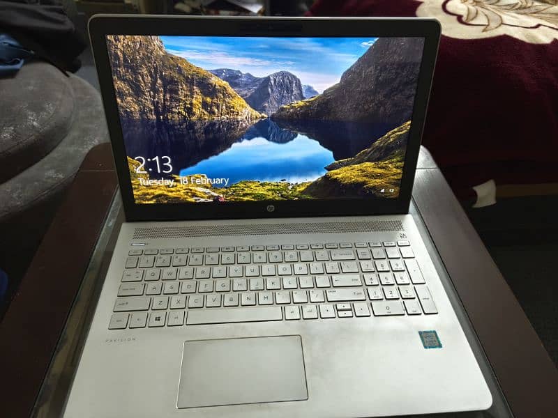 hp Pavilion 15 i5 8th gen Touch and type 0