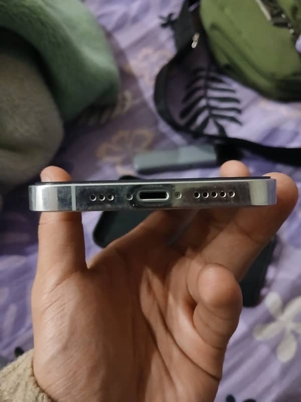 iPhone 12 Pro FU (Non PTA) 4