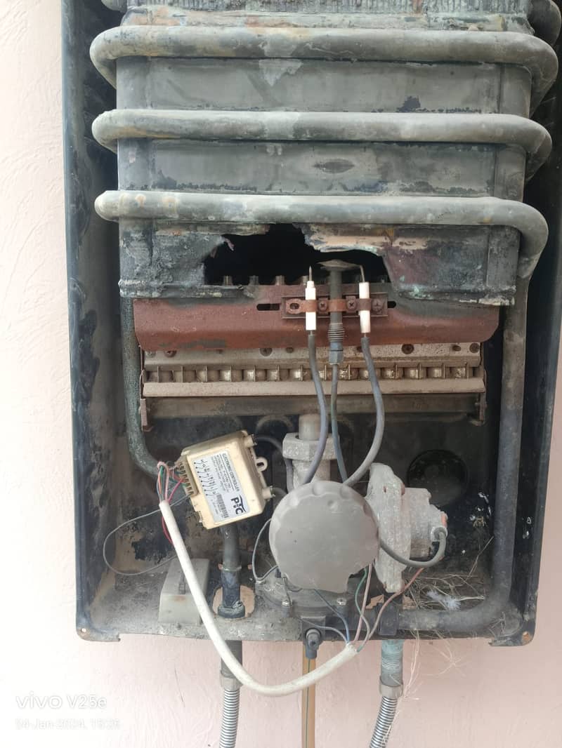 Pipe Installation Services, Plumber Services, Leak Detection Services 6
