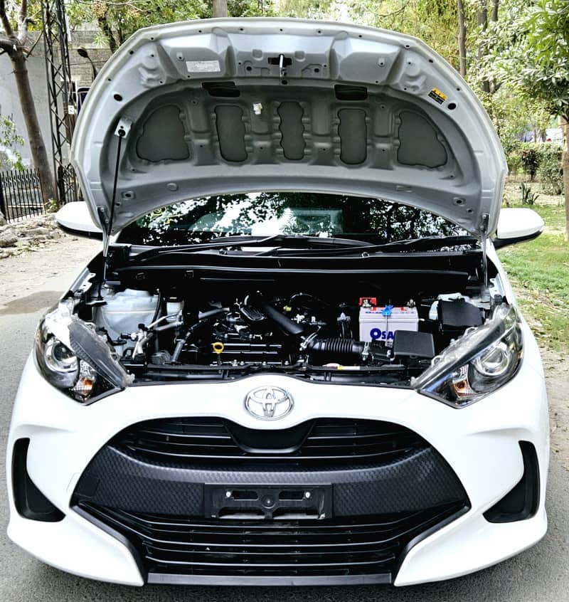 Toyota Yaris 2021 1