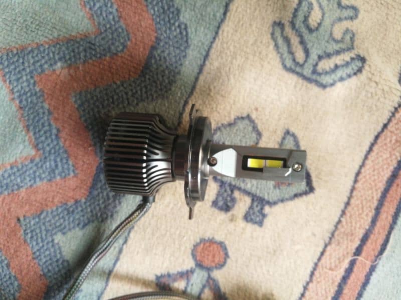 car led light 1 day use hai all okay hai or 6 month warranty be hai 0