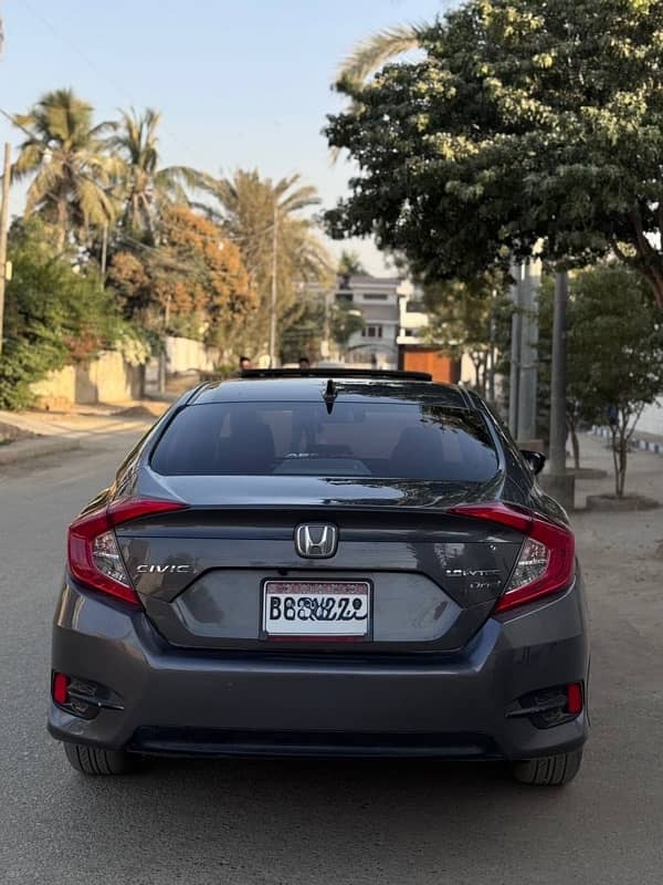 Honda Civic Oriel 2019 6