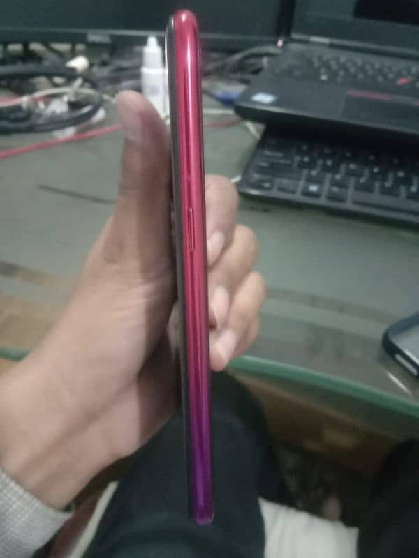 Oppo F9 Pro 6/128 dual sim PTA Approved 2