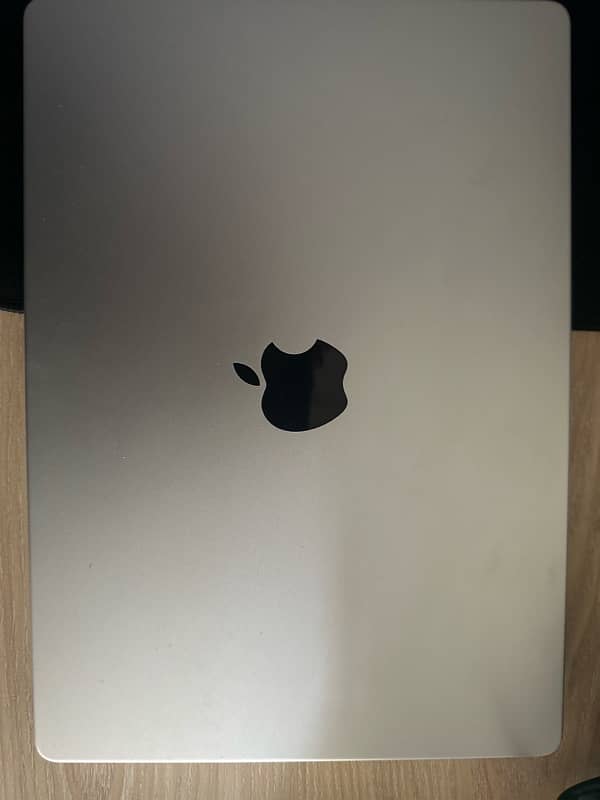 Macbook pro M3 Pro 14 inches 0