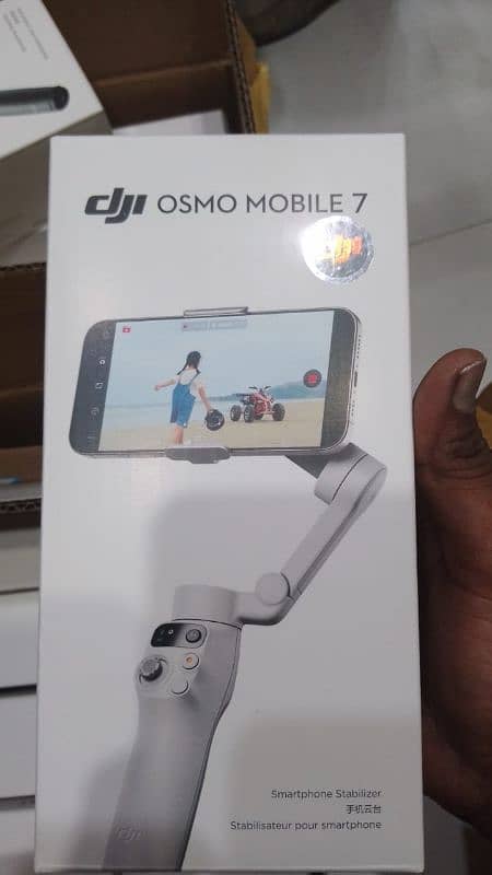 DJI Osmo Mobile 7 and DJI Osmo Mobile 7p box pack 0323-2054464 0