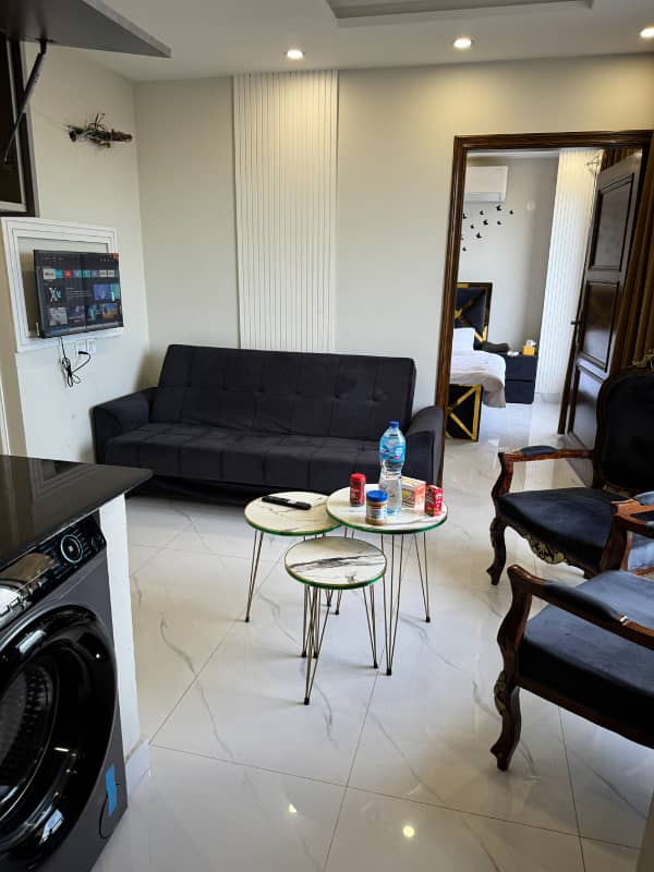 Fully Furnished Luxury Onebed Apartment 5