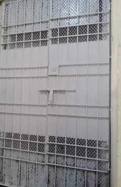 900 Square Feet Flat Situated In Gulistan-e-Jauhar - Block 12 For sale