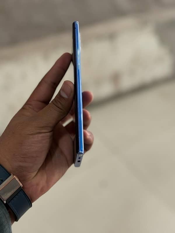 note 10 plus 4