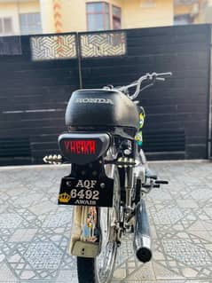 HONDA 70 BLACK COLOUR NEW BIKE