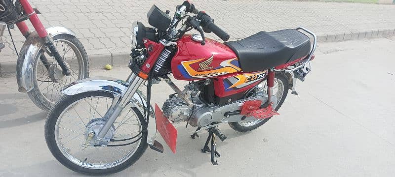 Honda 70 2025 (NEW) 4