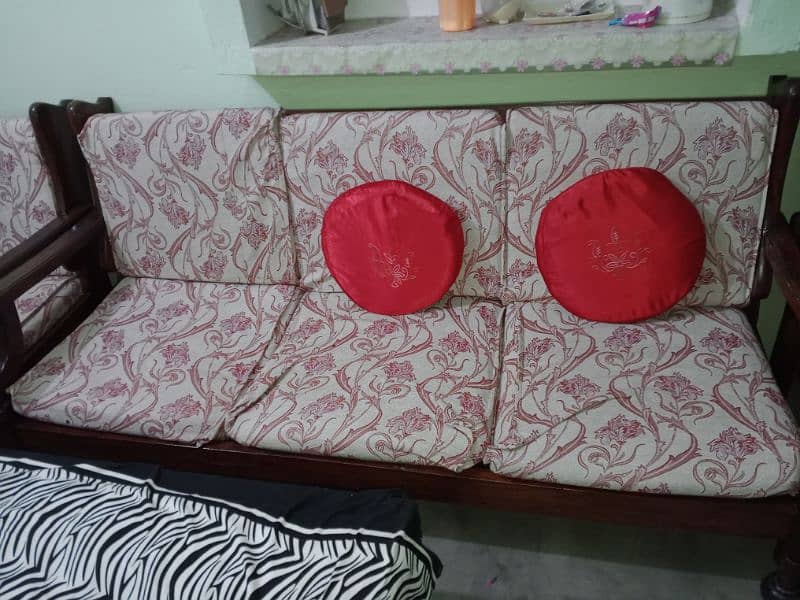 5 Seater Sofa 1