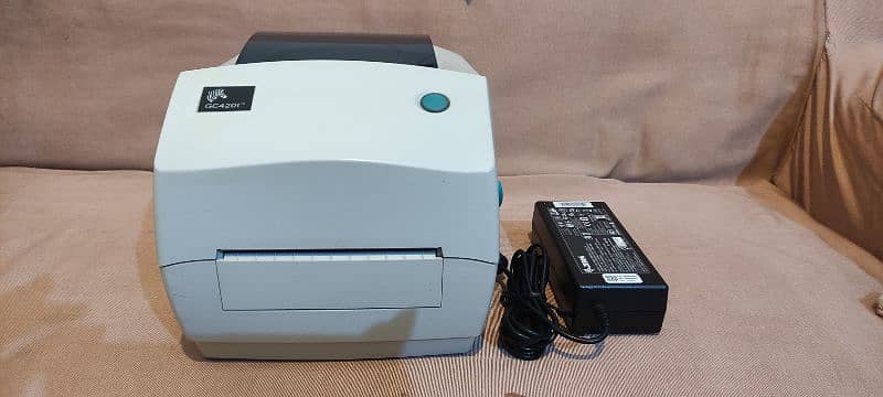 ZEBRA GC420t thermal lable printer brand new condition 1