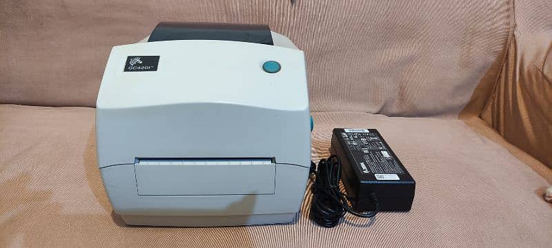 ZEBRA GC420t thermal lable printer brand new condition 2