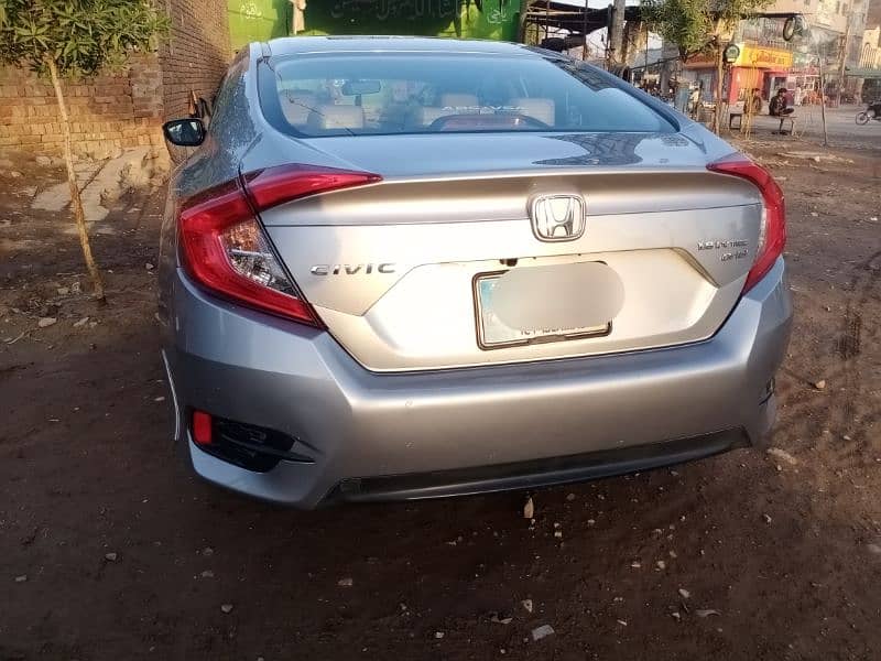 Honda Civic Oriel 2019. Good condition 3