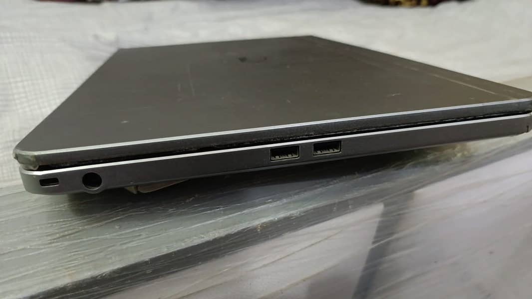 DELL INSPIRON i7 TOUCH DISPLAY Laptop 3