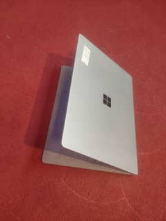 surface Core5/8th 8/256 touch