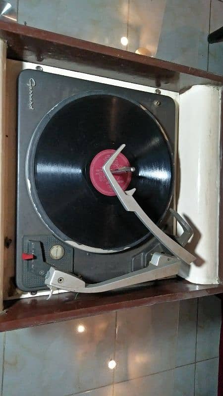 Garad company gramophone vintage 5