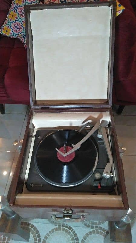 Garad company gramophone vintage 11